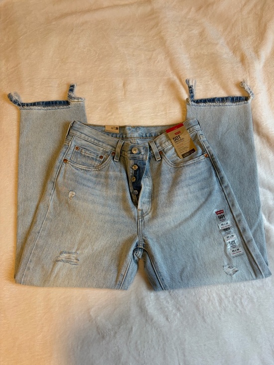 Levi's Denim - Levi's 501 High-Rise Light Wash Straight-Leg Jeans